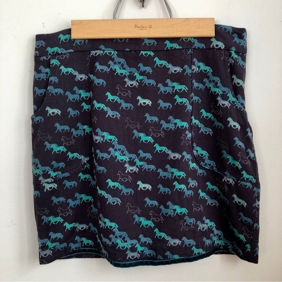 White Stuff horse mini skirt - Picture 3 of 8